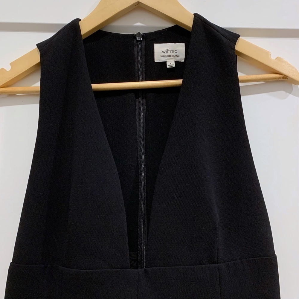 Aritzia Wilfred Deep V Plunge Montbrun Dress - Picture 6 of 9